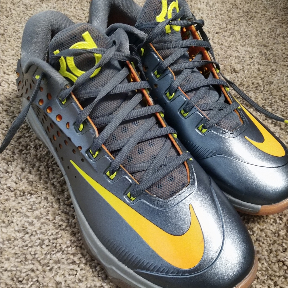 Nike KD Trey 5 Basketball Shoes Men's Size 10.5